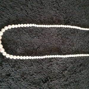 Vintage faux pearl necklace